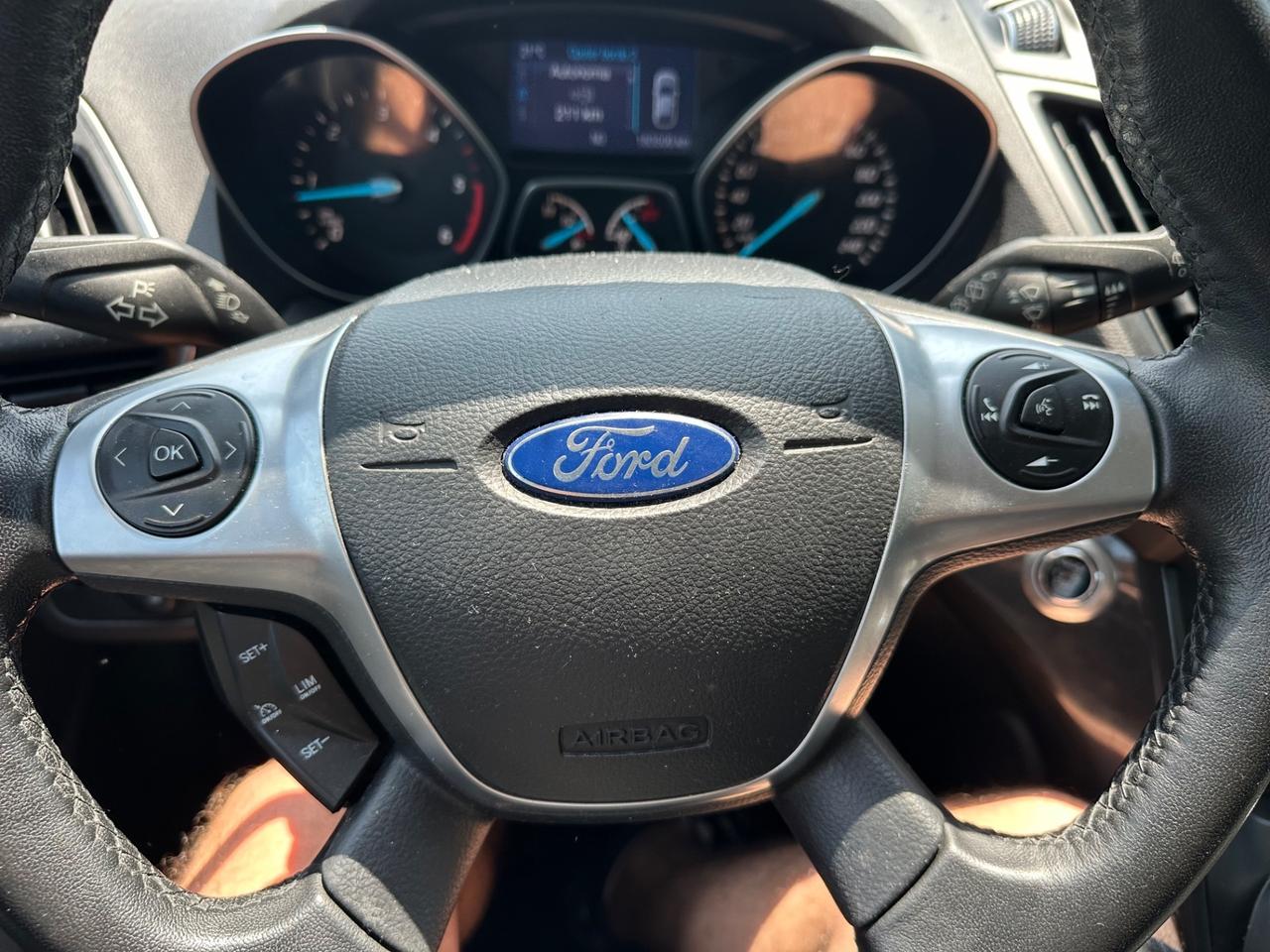 Ford Kuga 2.0 diesel 2015 4x4