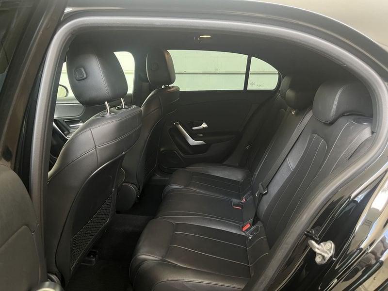 Mercedes-Benz Classe A A 180 d Sport tua da 269,00 al mese