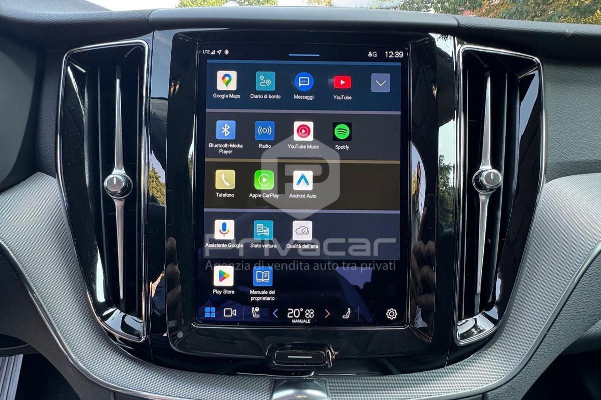 VOLVO XC60 B4 automatico Plus Dark