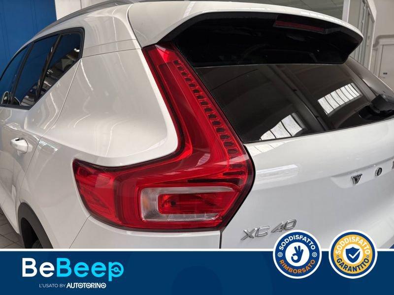 Volvo XC40 1.5 T3 MOMENTUM 163CV AUTO MY21
