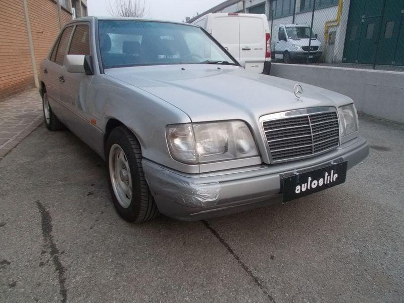 Mercedes-Benz Serie 200-320 MERCEDES 200 E 338.7575187 MASSARI MARCO