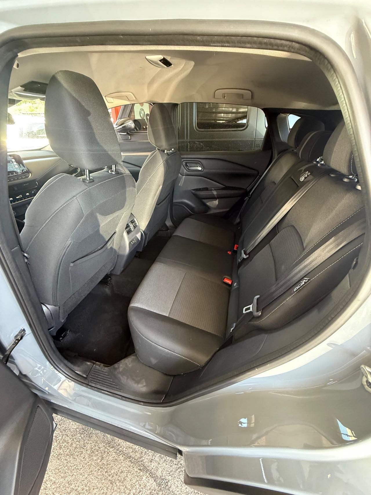 Qashqai MHEV 140 CV Tekna--rate-unipro-b-color