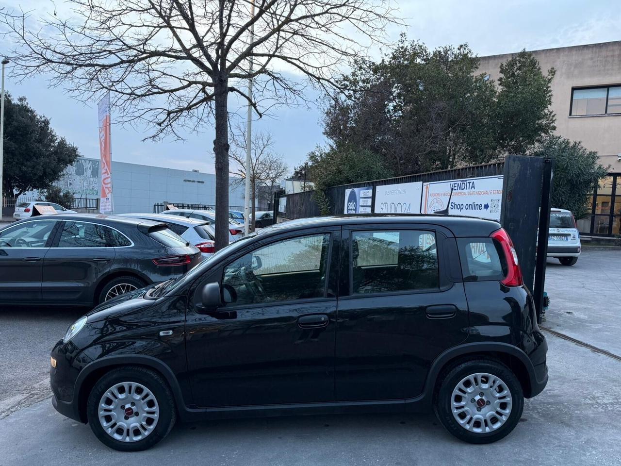 Fiat Panda KM.28.000 1.0 HYBRID 10/2023