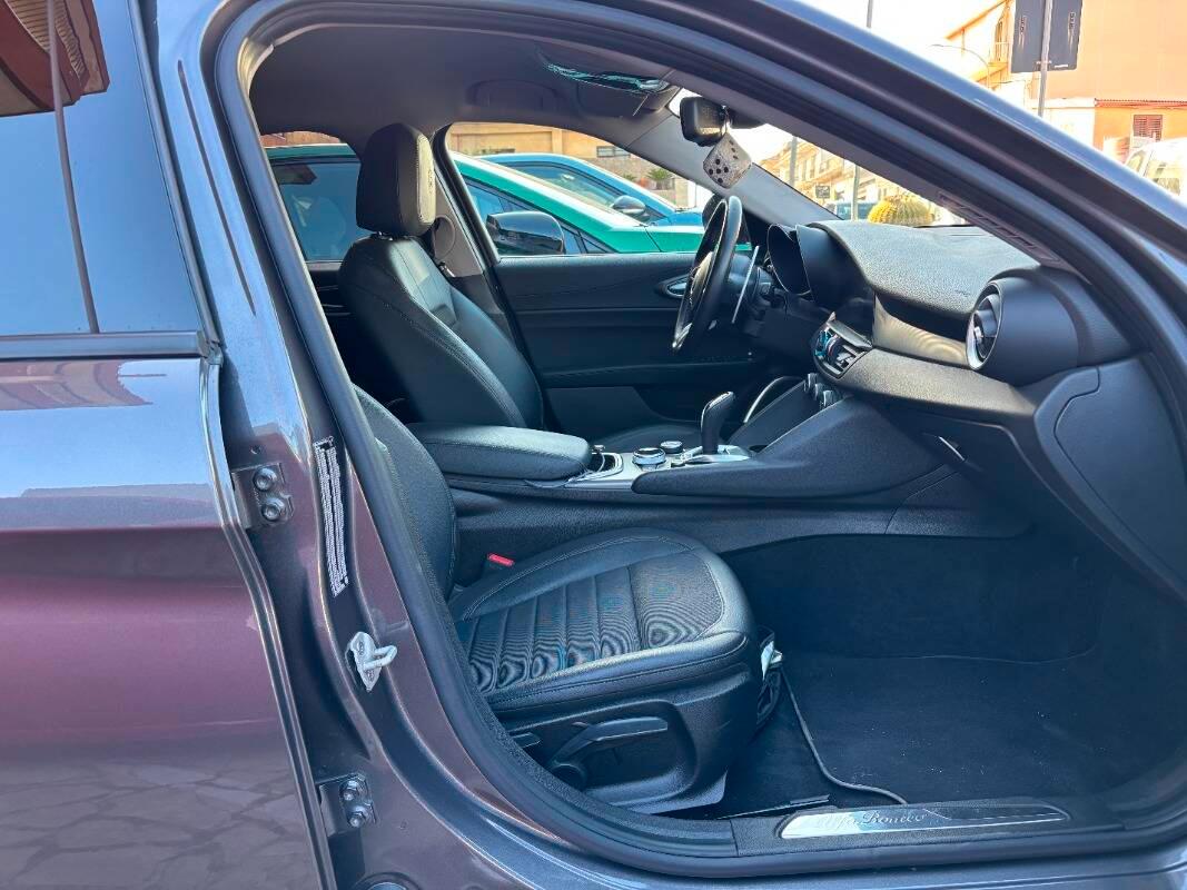 Alfa Romeo Giulia 2.2 t Sprint 190cv auto