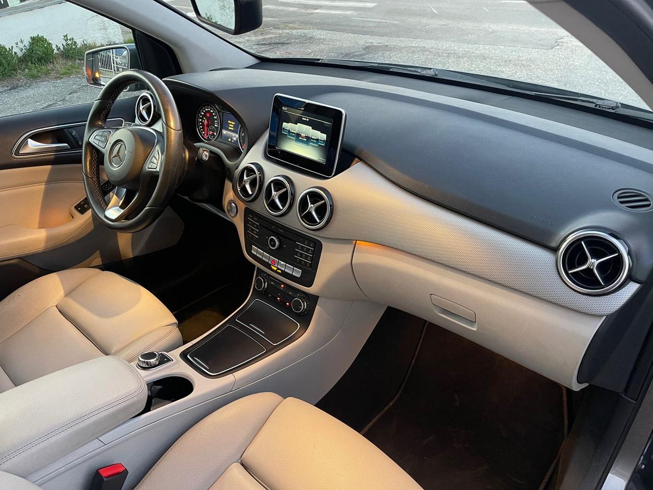 Mercedes-Benz B 180 B-Class B #10168