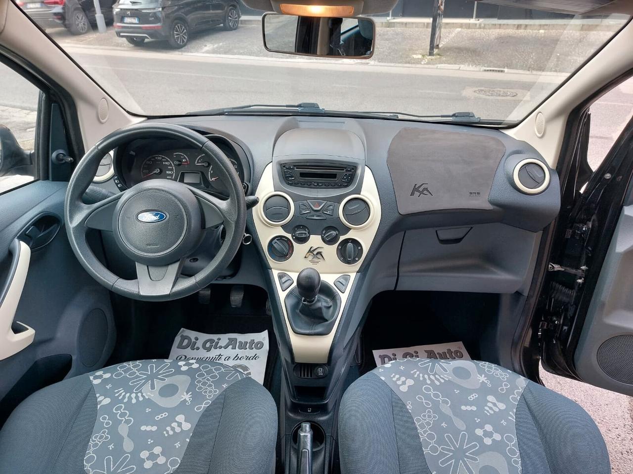 Ford Ka 1.2 8V 69CV Titanium