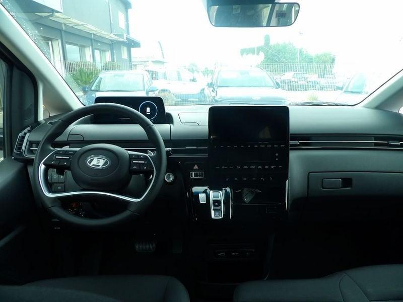 Hyundai Staria Staria 1.6 HEV AT 2WD 9 posti Wagon