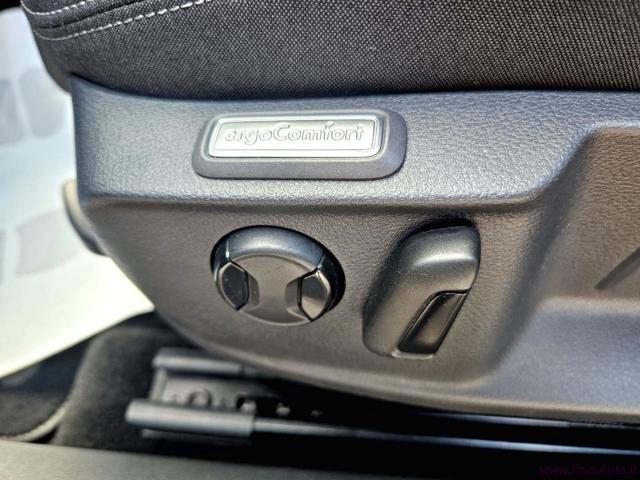 VOLKSWAGEN Passat Variant 2.0 TDI SCR EVO DSG Business
