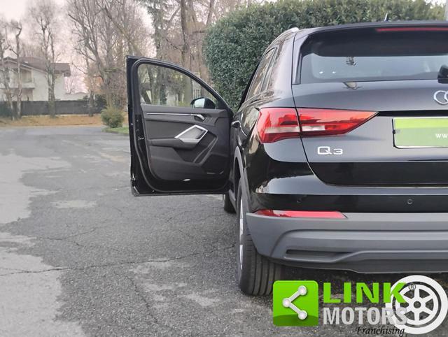 AUDI Q3 35 TDI S tronic Business
