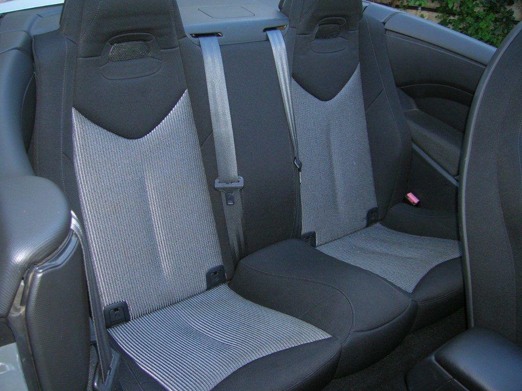 Peugeot 308 1.6 HDi 112CV CC Féline