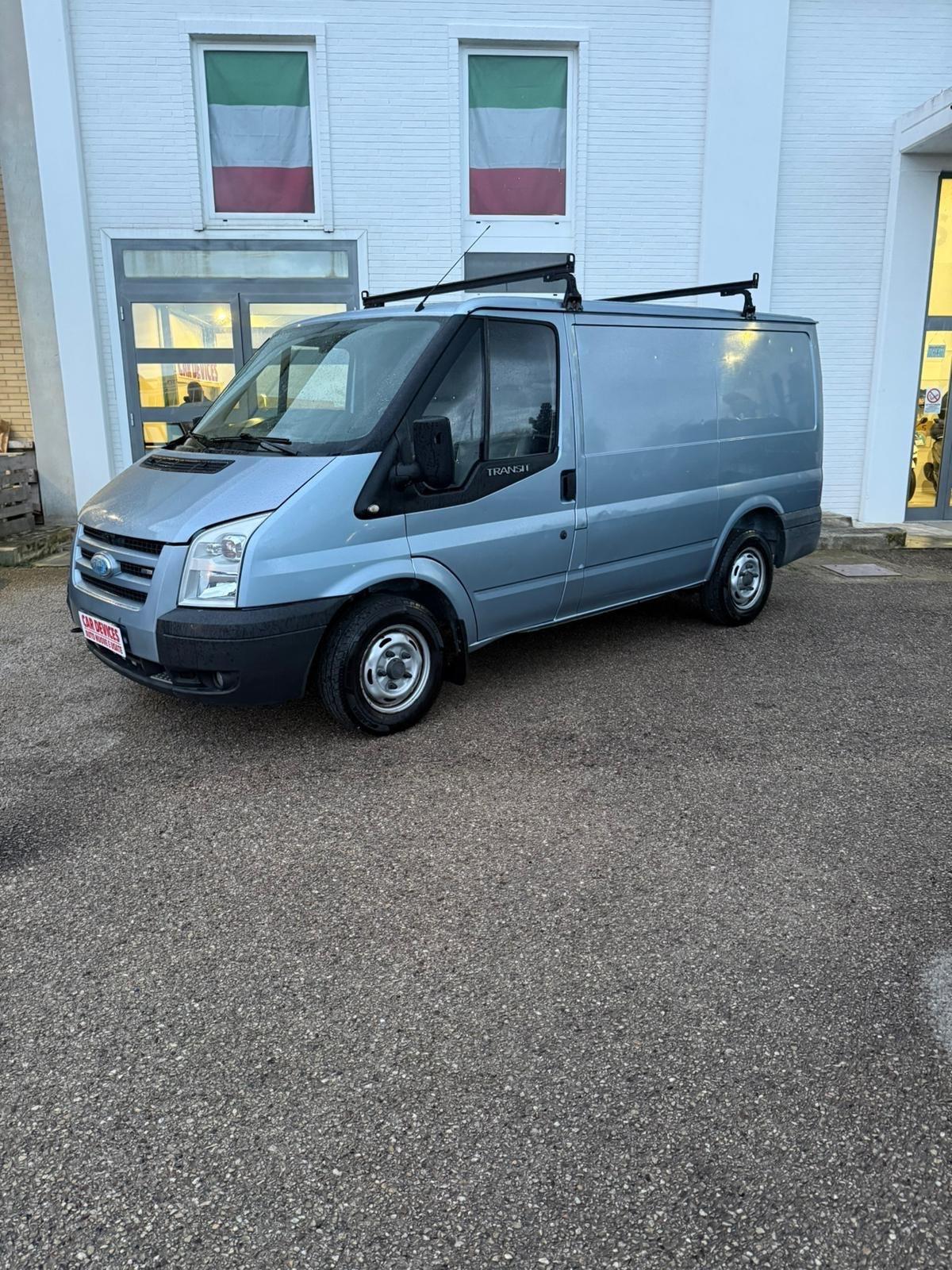 Ford Transit -GANCIO TRAINO - 160 KM