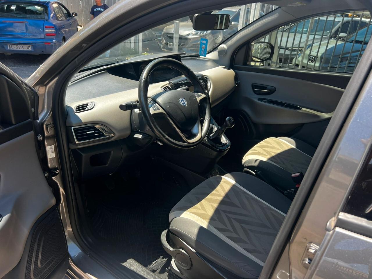 Lancia Ypsilon 1.3 MJT 16V 95 CV 5 porte S&S PLATINUM