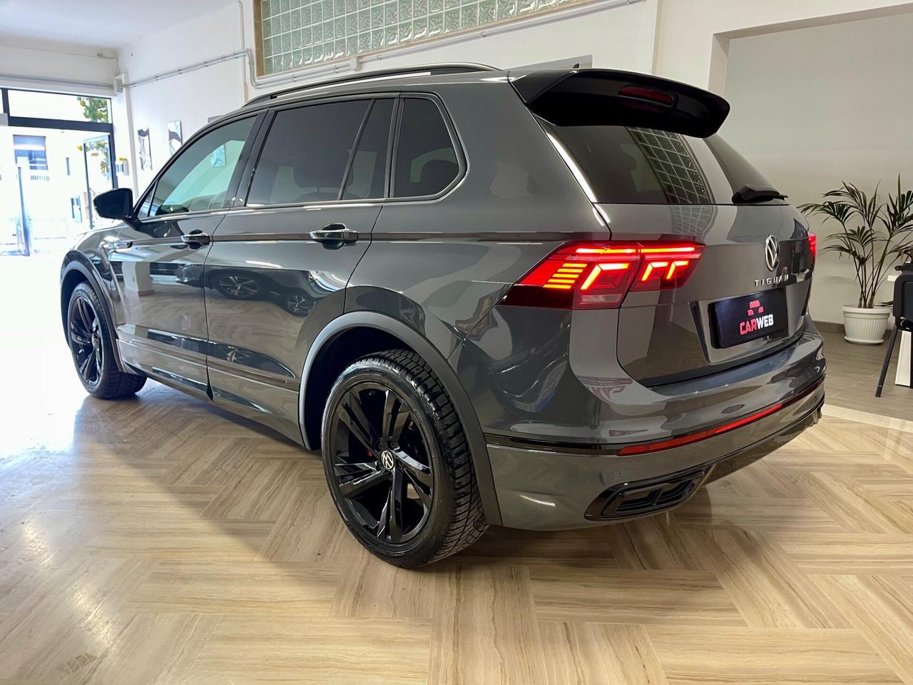 VOLKSWAGEN NEW TIGUAN 2.0 TDI R-Line 2021