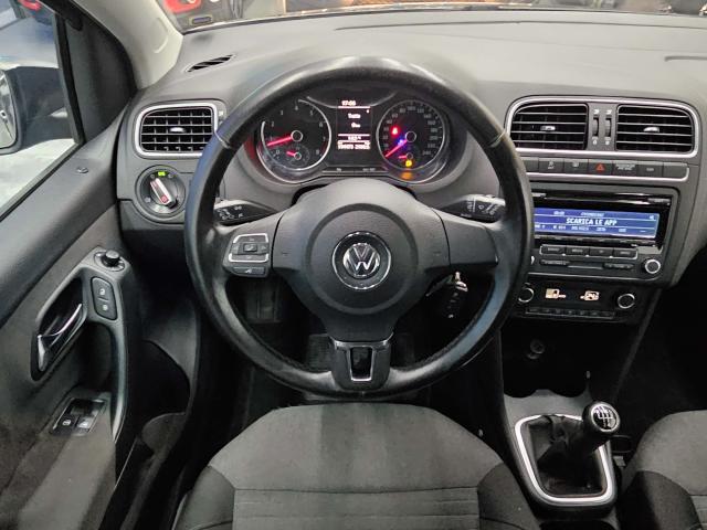 Volkswagen Polo Polo V 2009 3p 1.6 Highline bi-fuel 82cv