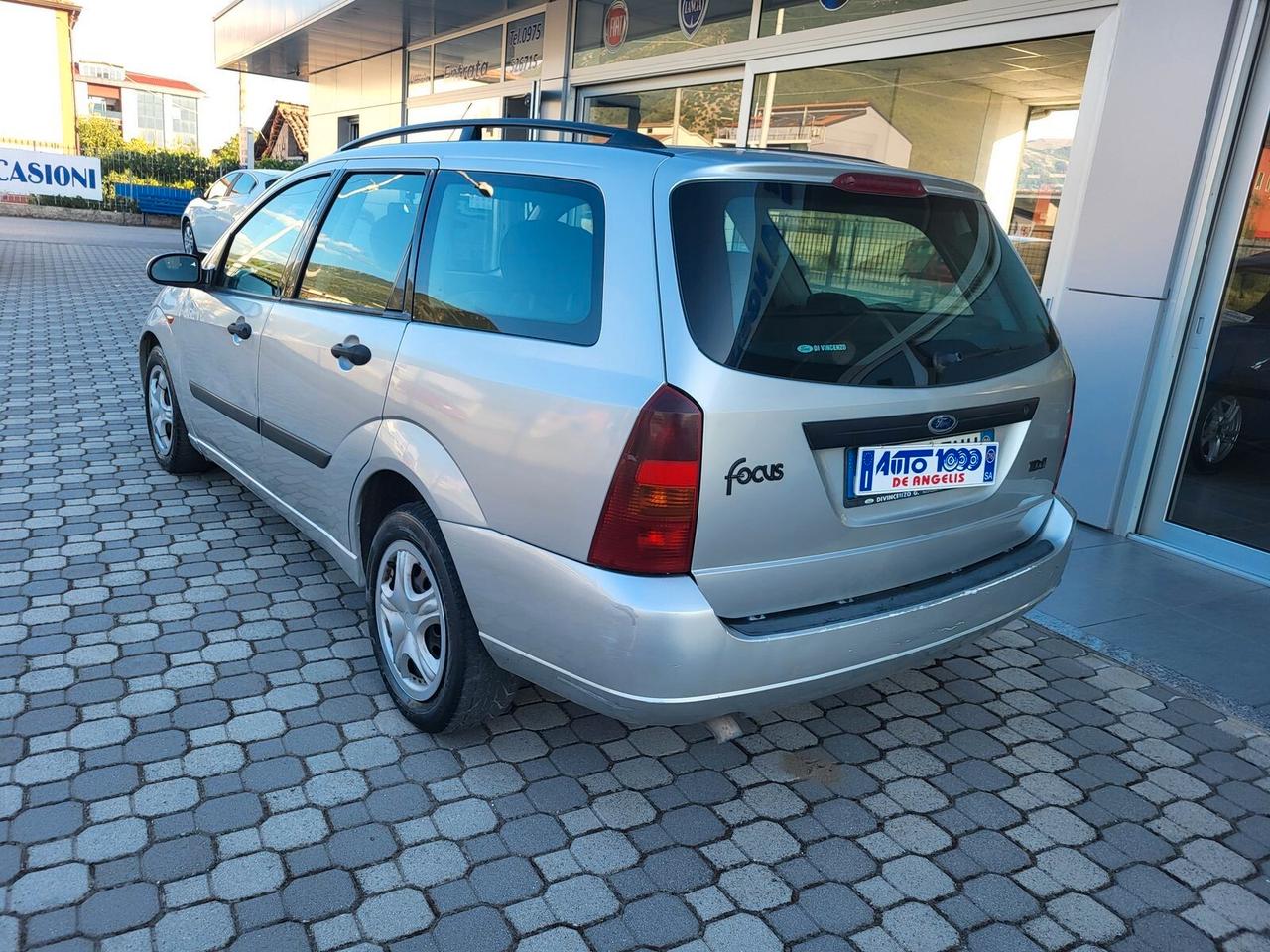 FORD FOCUS 1.8 TD 90 CV SW FAMILIARE