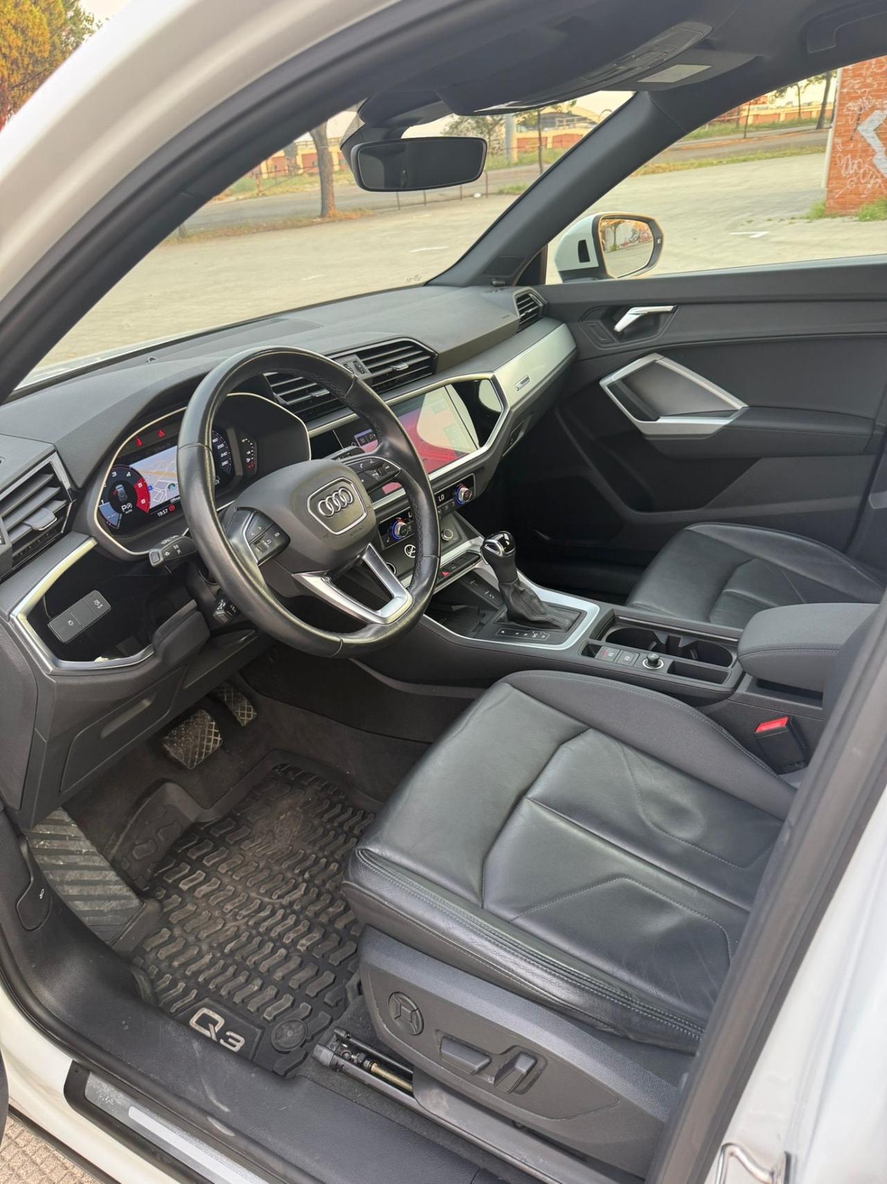Audi Q3 35 TDI S tronic