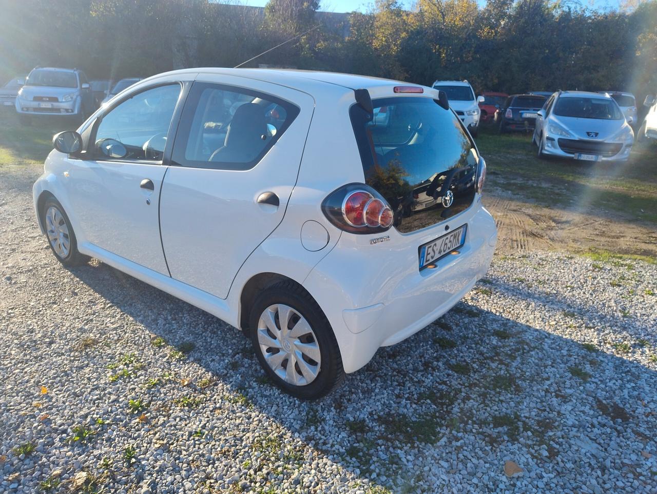 Toyota Aygo 1.0 12V VVT-i 5 porte Cool Soda Connect