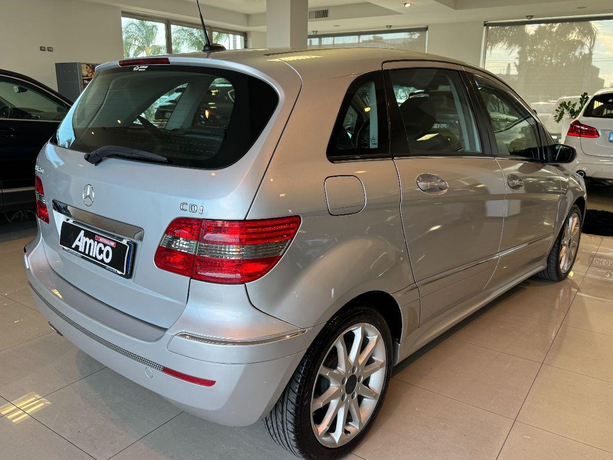 MERCEDES Classe B 180 CDI Sport Auto Solo 110.000km