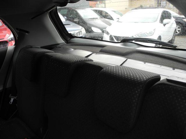 TOYOTA Yaris 1.4 D-4D DPF 5p. 6M - OK NEOPATENTATI - DA VETRINA