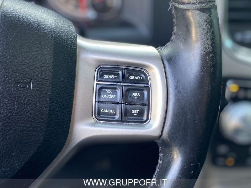 Dodge RAM RAM 1500 LARAMIE 3.0 L V6 ecoDIESEL