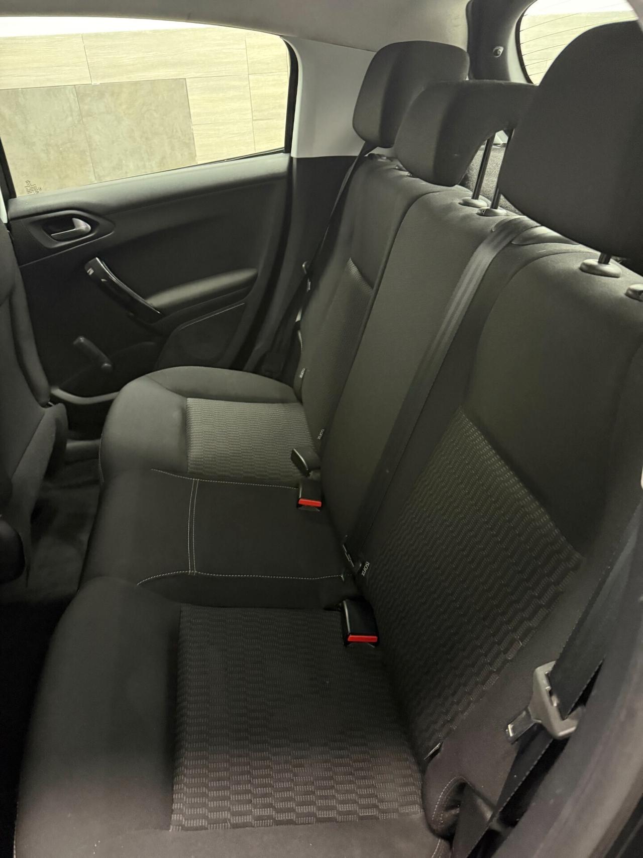 Peugeot 208 PureTech 82 Stop&Start 5 porte Allure