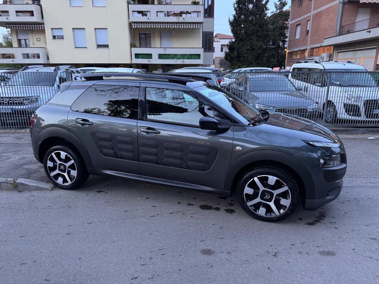 Citroen C4 Cactus 1.6 D S&S ETG6 Shine garanzia 12 mesi