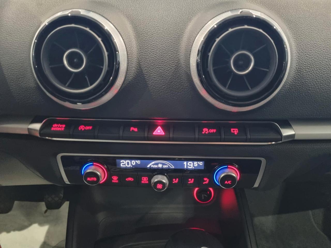 Audi A3 Sportback 1.6 tdi Attraction 110cv