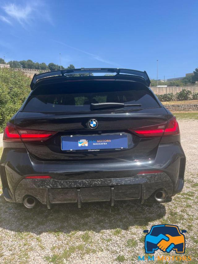 BMW 118 d 5p. Msport PERFORMANCE PARTS