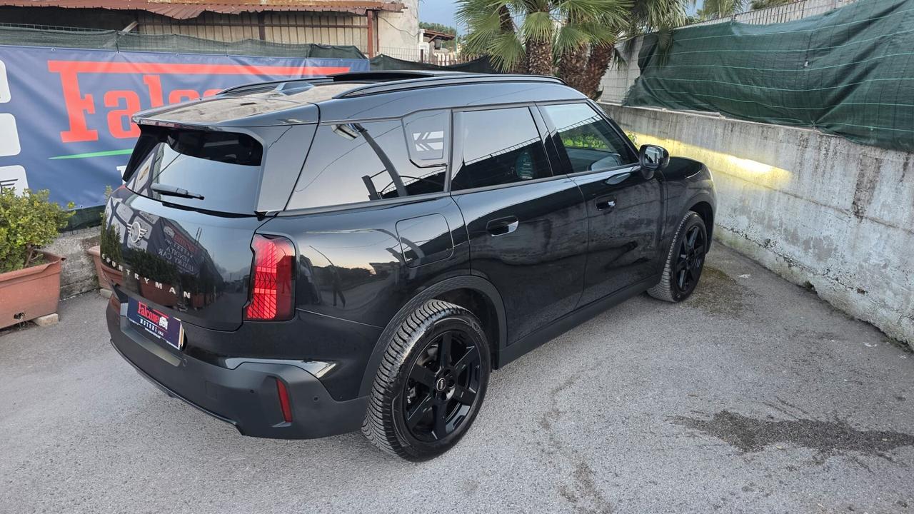 Mini Cooper D Countryman Night edi