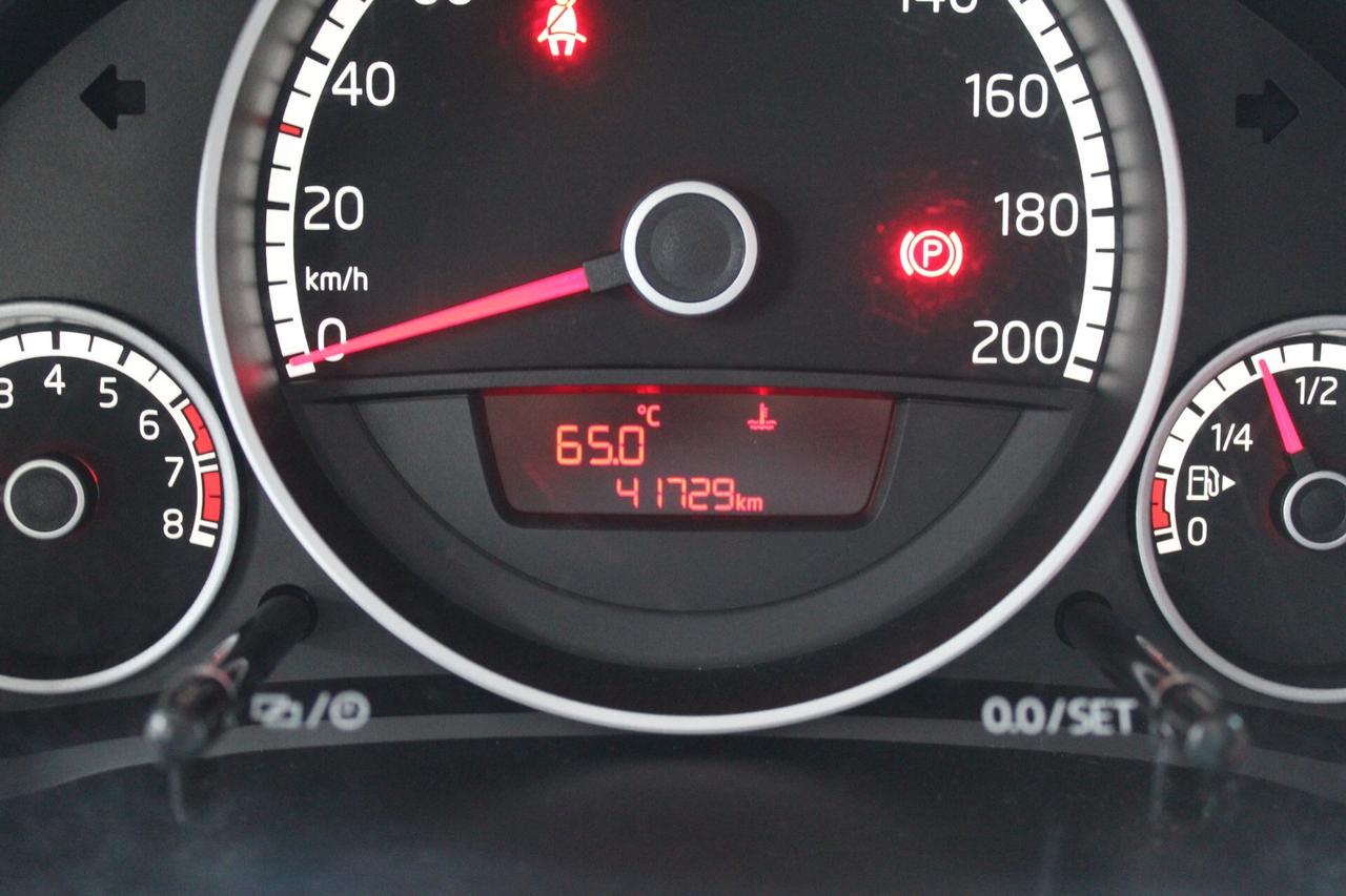 Volkswagen up! 1.0 75 CV 5p. cross neopatentati 41000 km