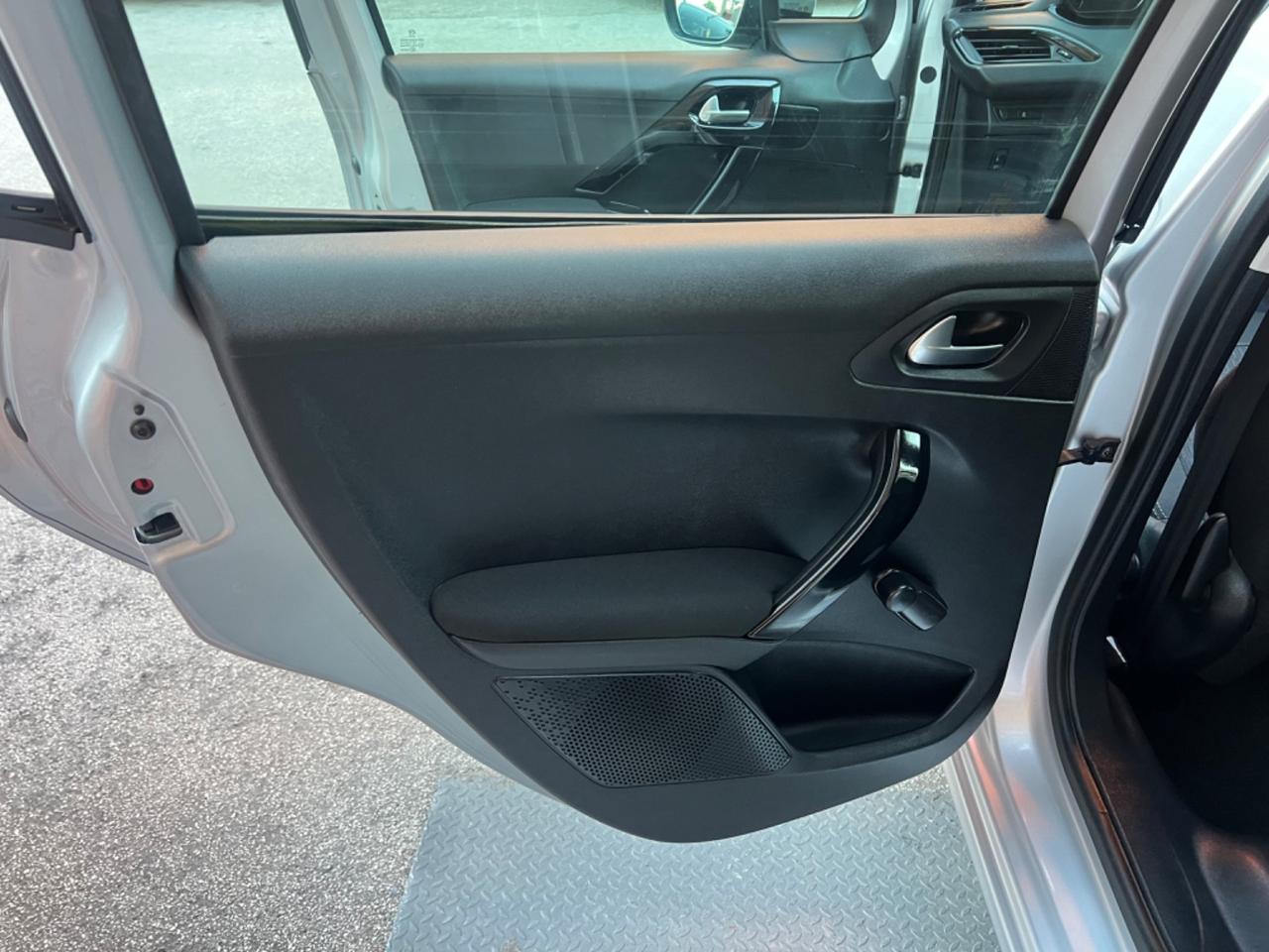 Peugeot 208 PureTech 68 5 porte Active