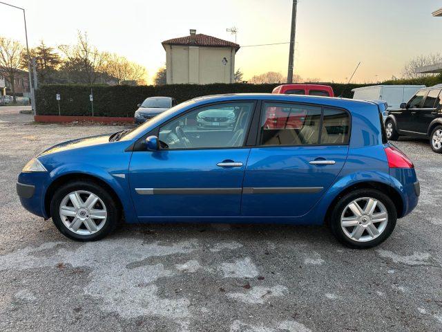 RENAULT Megane Cambio automatico!!! Mégane 1.6 16V 5p. Luxe