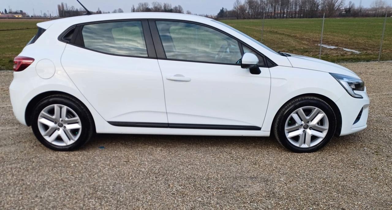 Renault Clio Hybrid E-Tech 140 CV 5 porte R.S. Line