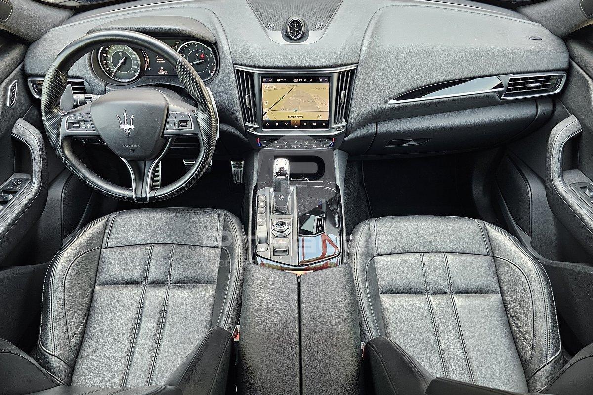 MASERATI Levante V6 AWD Gransport