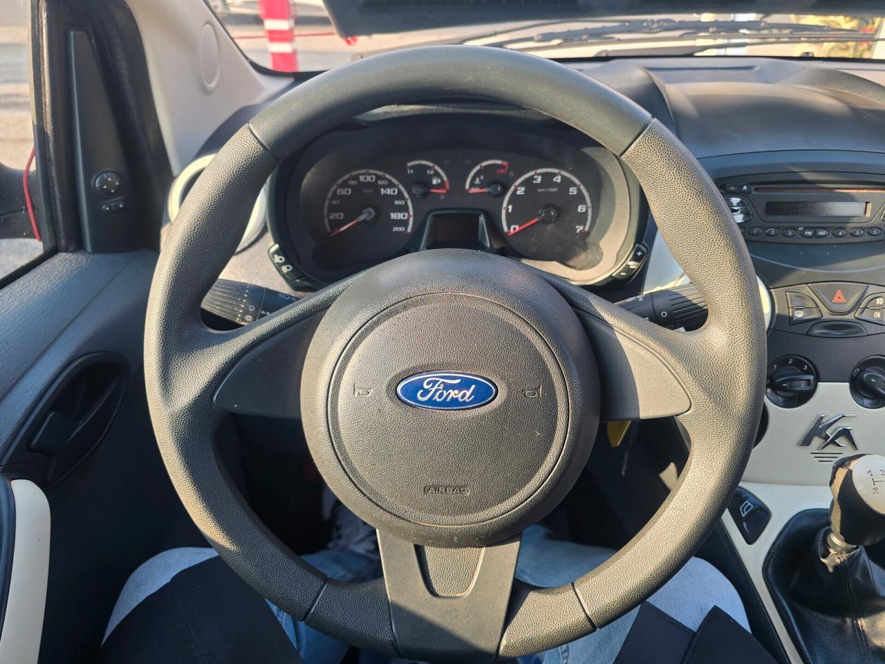 Ford Ka 1.2 8V 69CV Titanium