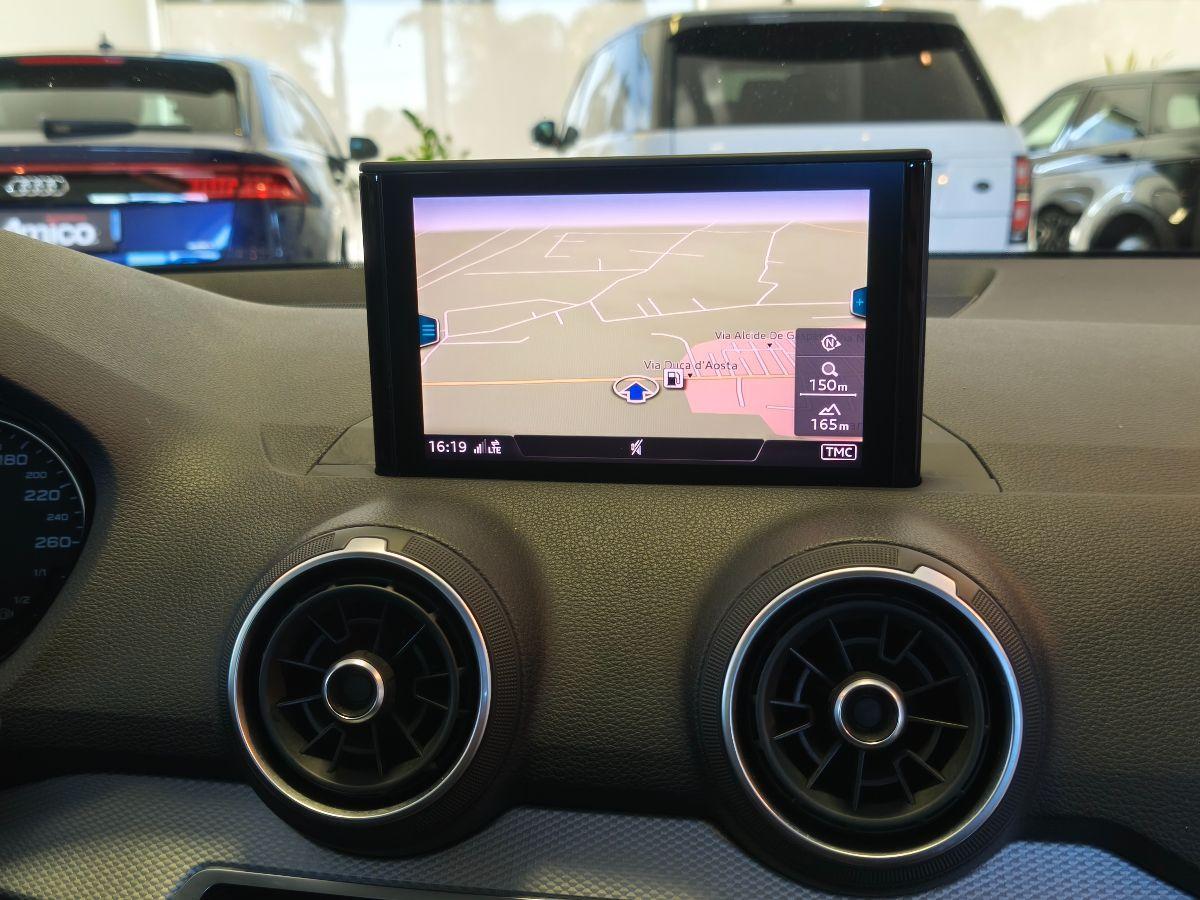 AUDI Q2 1.6 TDI 116 CV Navi