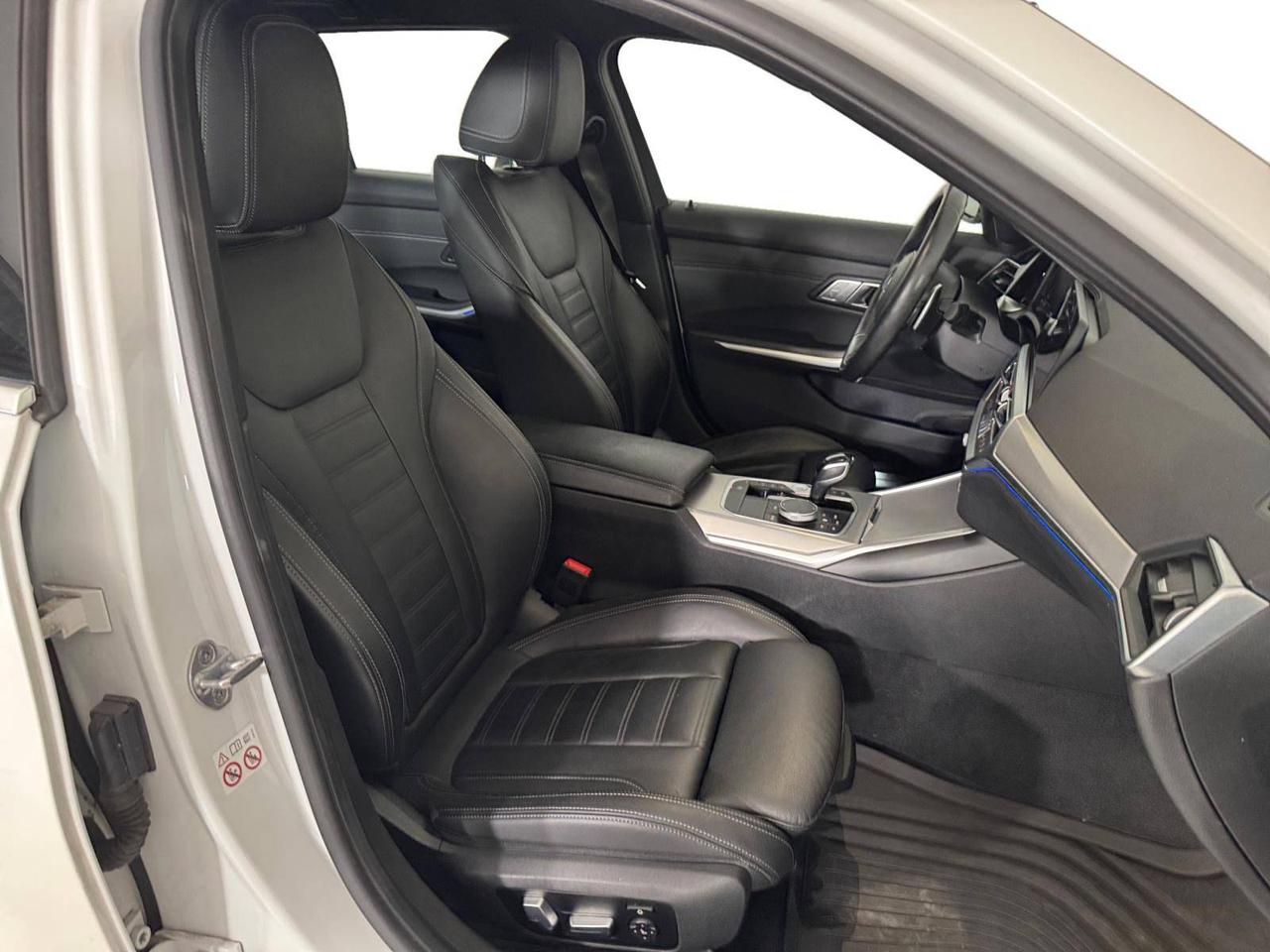 BMW Serie 3 i Touring Luxury