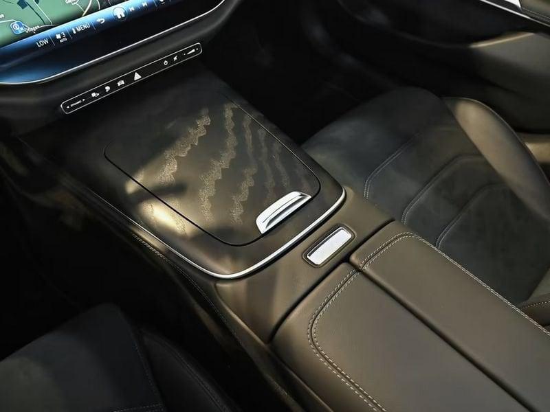 Mercedes-Benz Classe E E 300 e Auto Plug in hybrid Advanced Distronic 19" Navi Led
