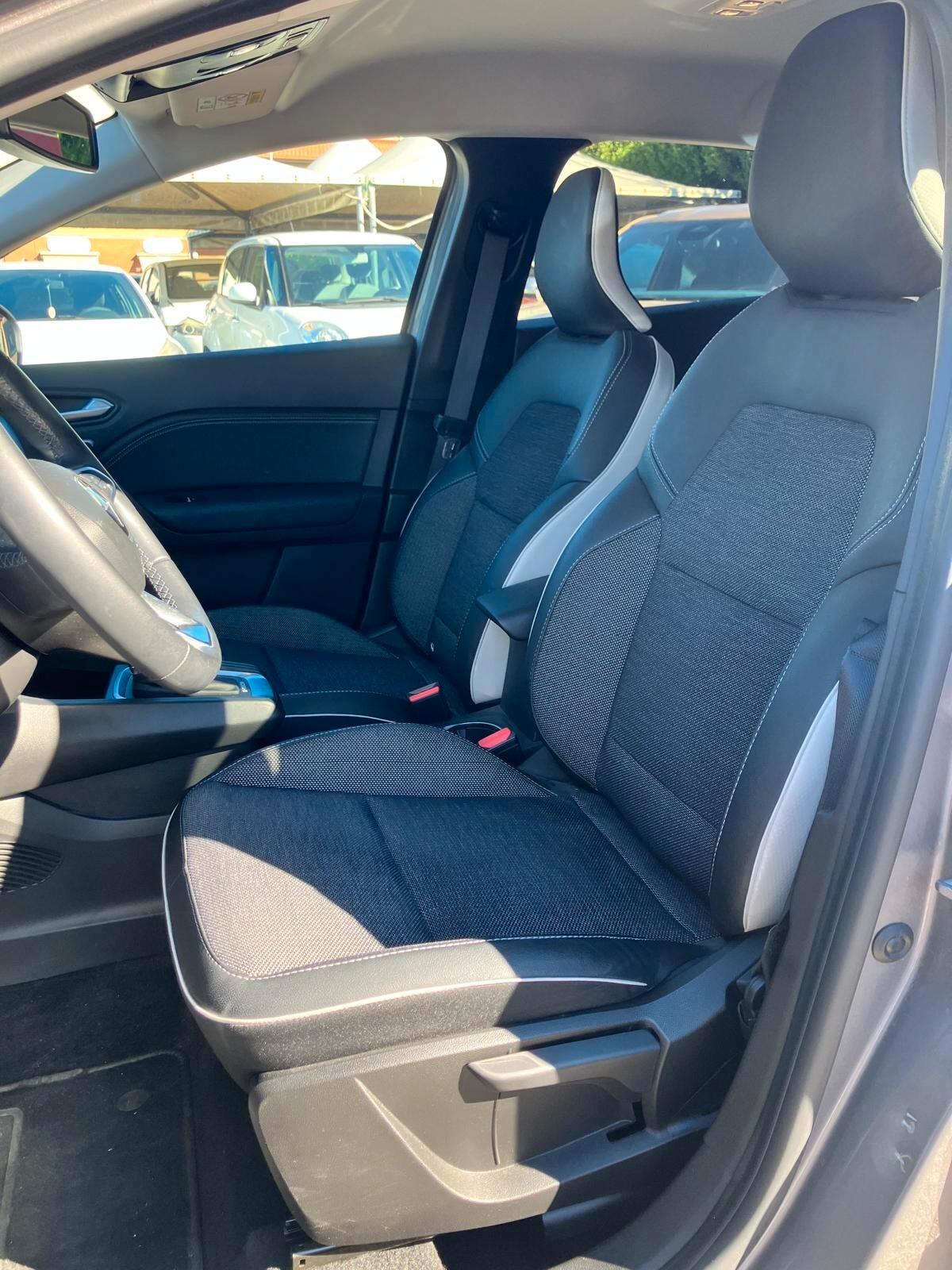 RENAULT CAPTUR 1.6 Hybrid 145cv Techno