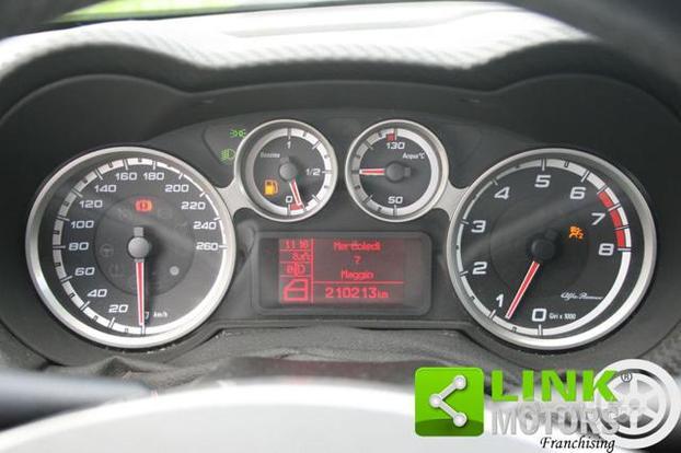 ALFA ROMEO MiTo 1.4 T 155 CV Distinctive Sport P