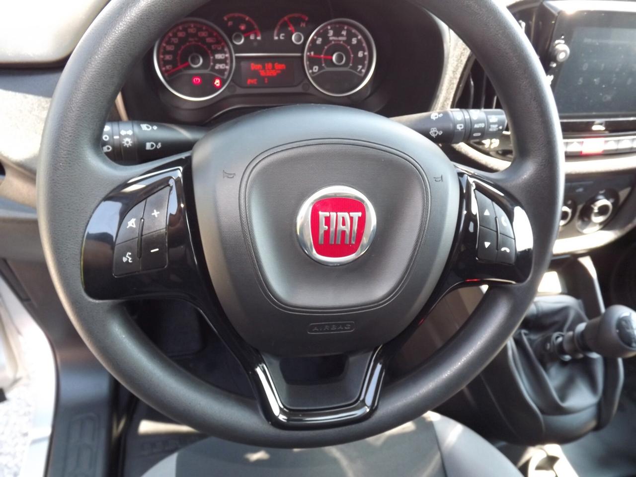 Fiat Doblo Doblò 1.6 MJT 120CV S&S PC-TN Cargo Lounge N1 autocarro 5 posti
