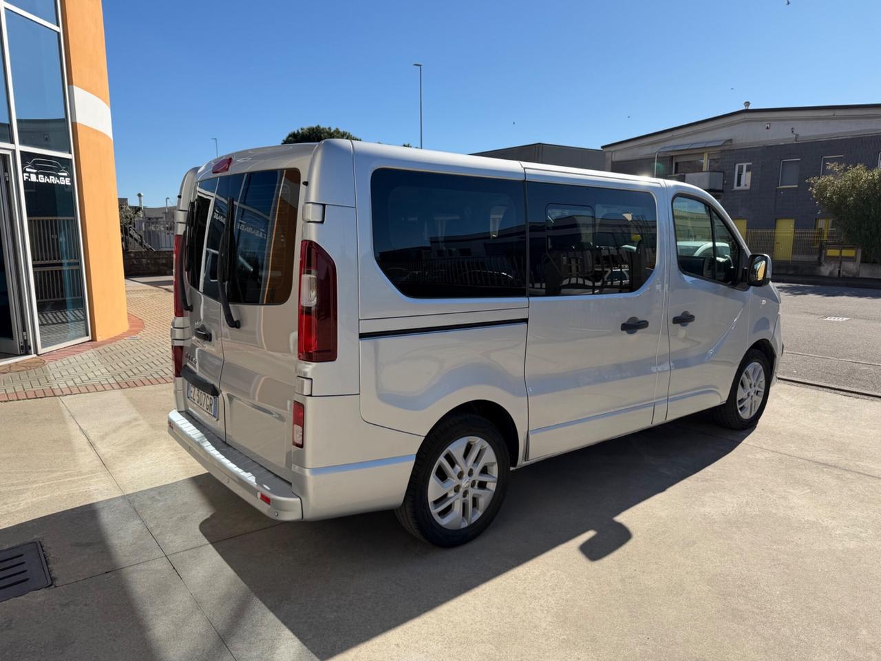 Opel Vivaro 27 1.6 BiTurbo S&S EcoFLEX PC-TN Combi