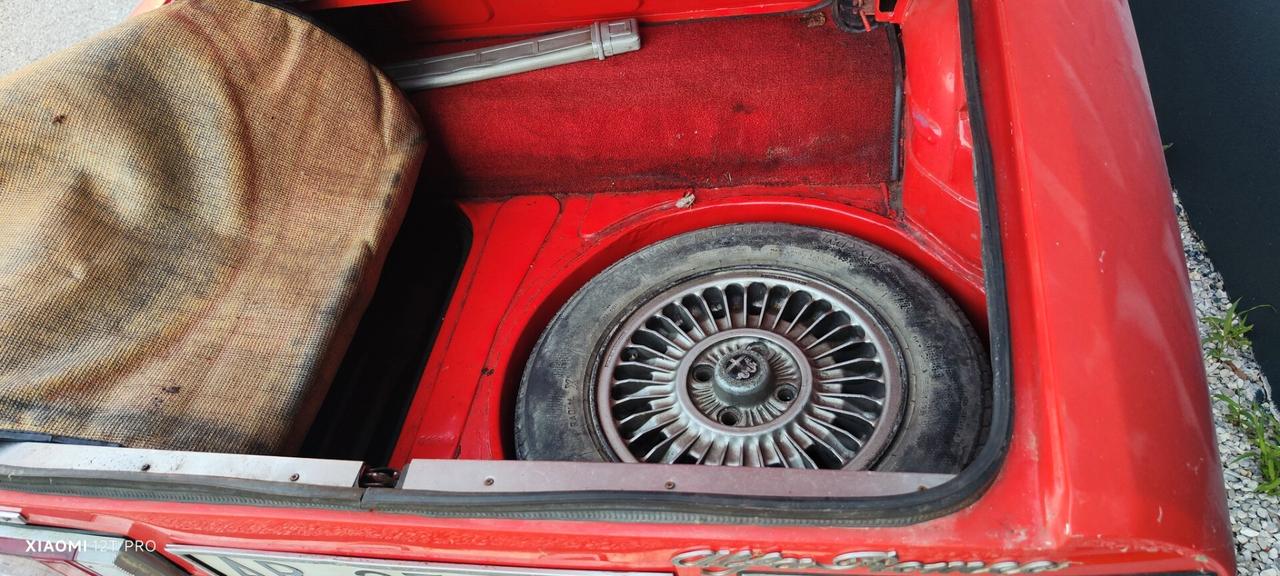 Alfa Romeo Spider 2.0 Veloce 131CV (ITALIANA)