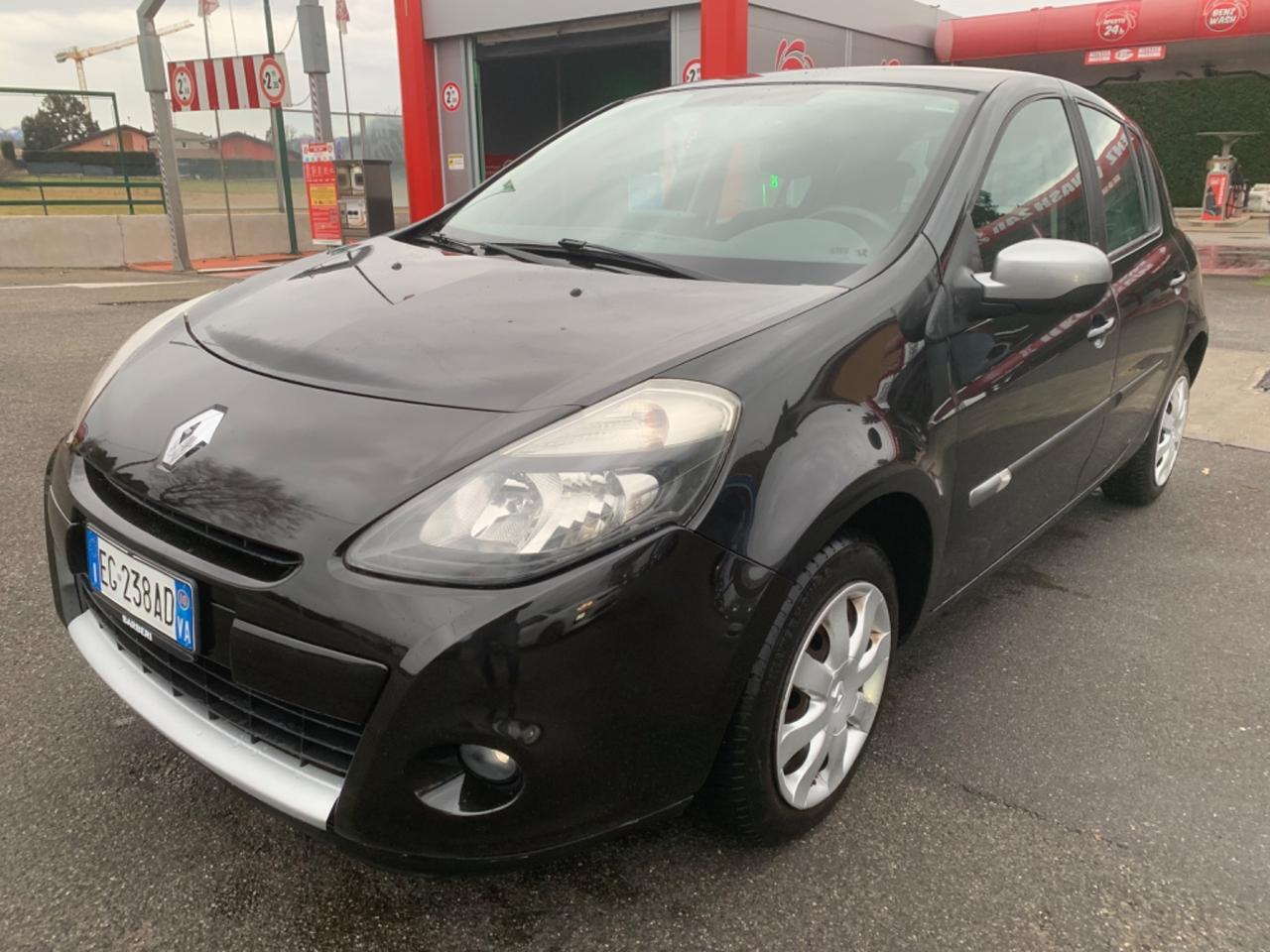 Renault Clio 1.2 16V 5 porte Luxe