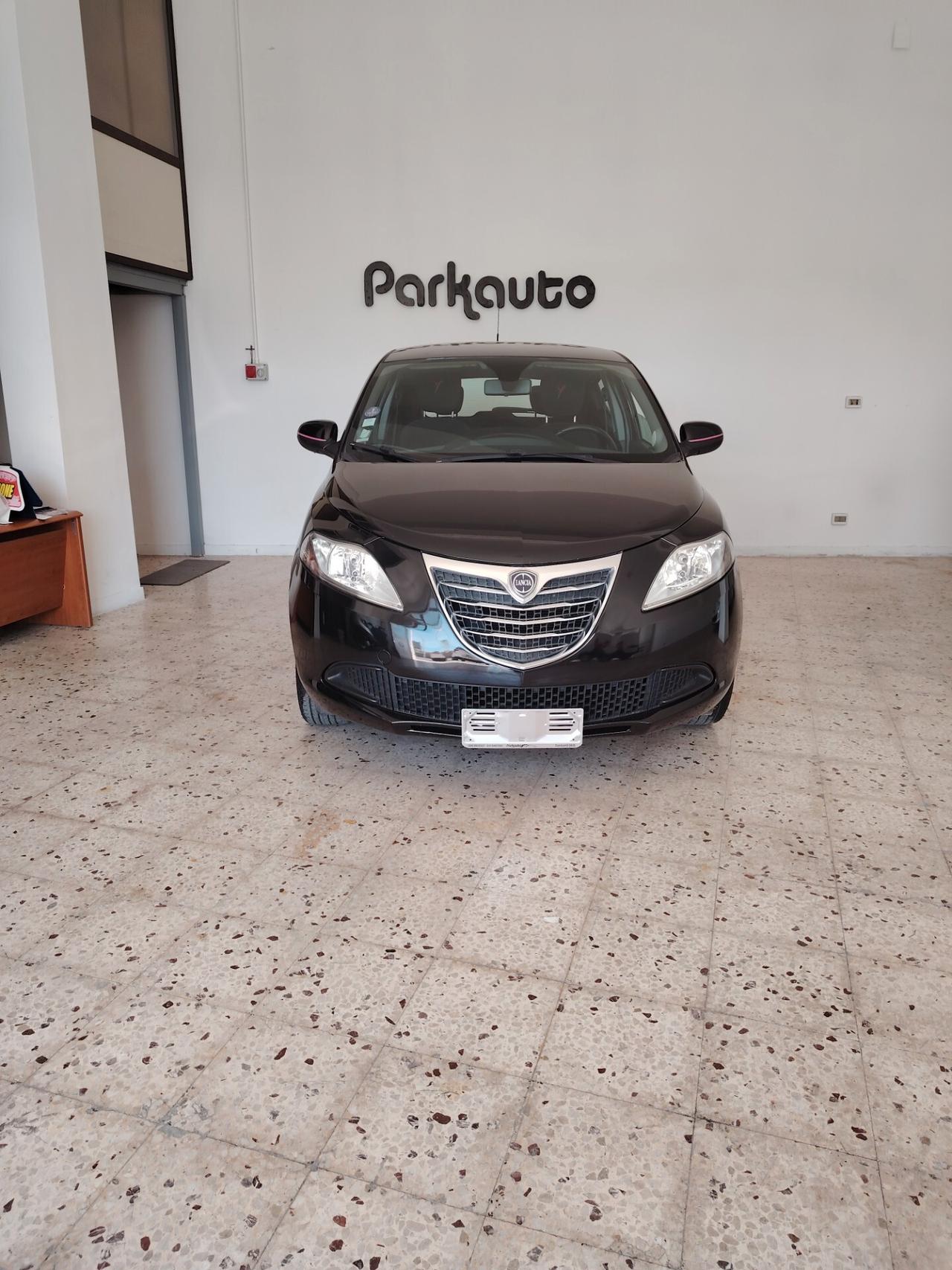 Lancia Ypsilon 1.2 69 CV 5 porte Elefantino