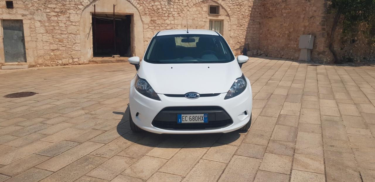 Ford Fiesta 1.4 TDCi 70CV 5 porte Titanium UNICO PROPRIETARIO