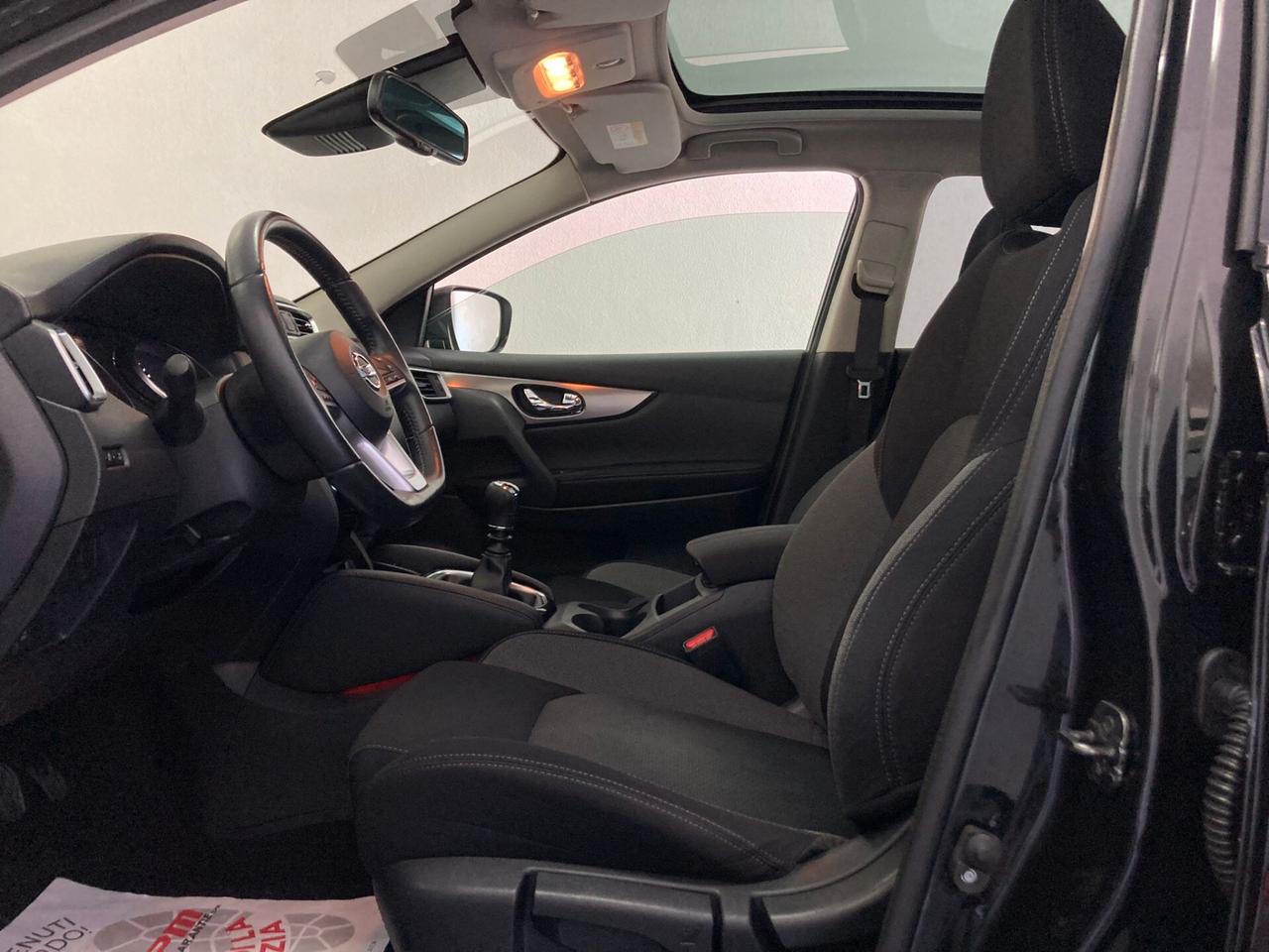 Nissan Qashqai 1.5 dCi N-Connecta