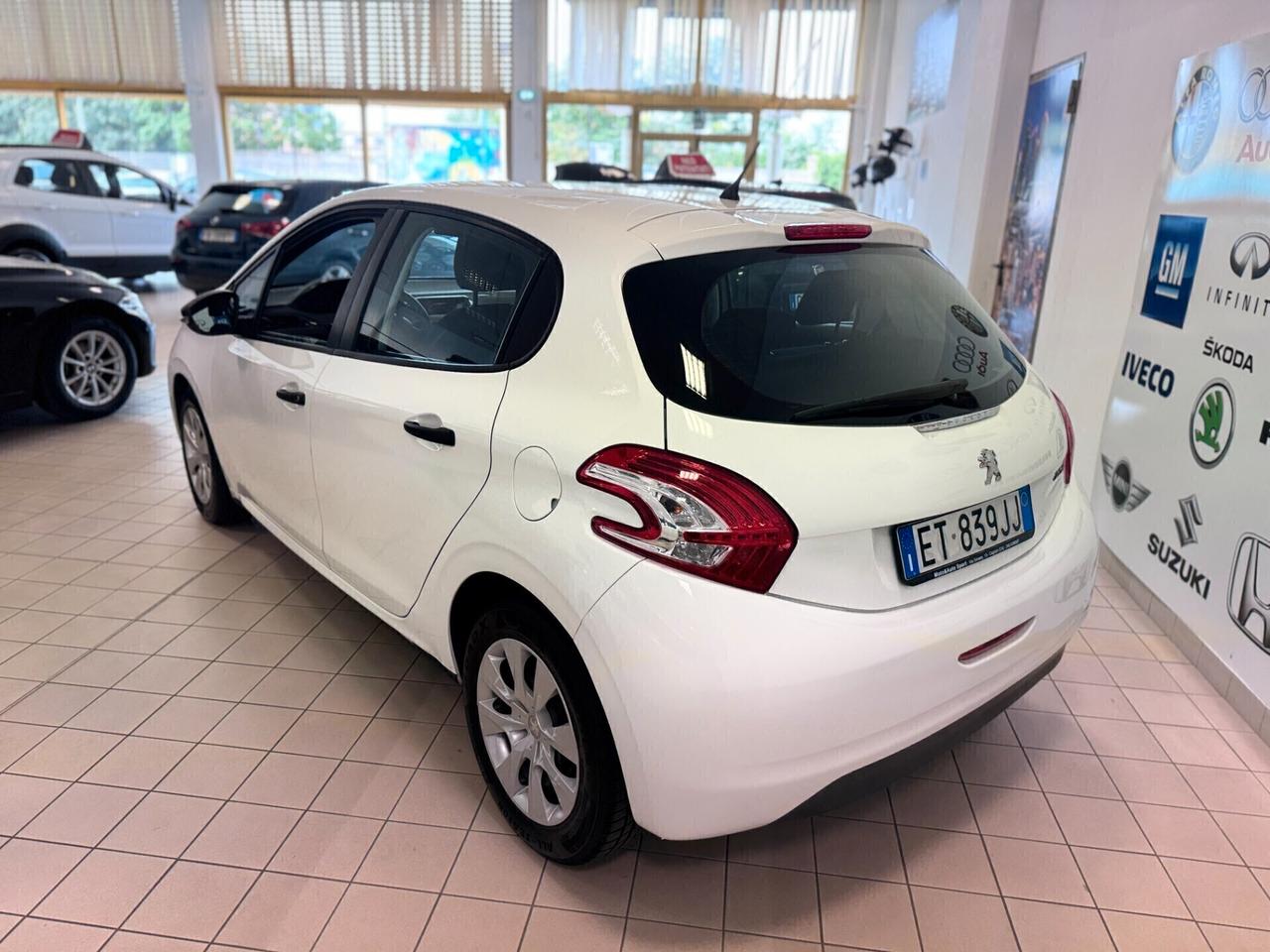 Peugeot 208 1.0 VTi 68 CV 5 porte Access