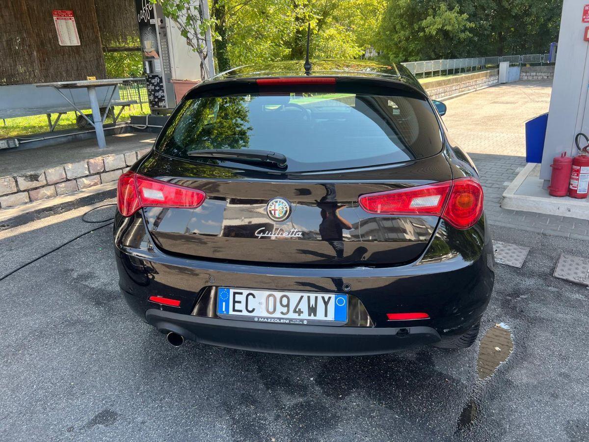 ALFA ROMEO - Giulietta - 1.4 Turbo Distinctive