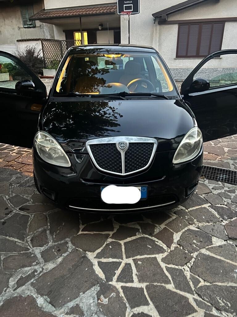 Lancia Ypsilon 1.4 Unyca Ecochic GPL